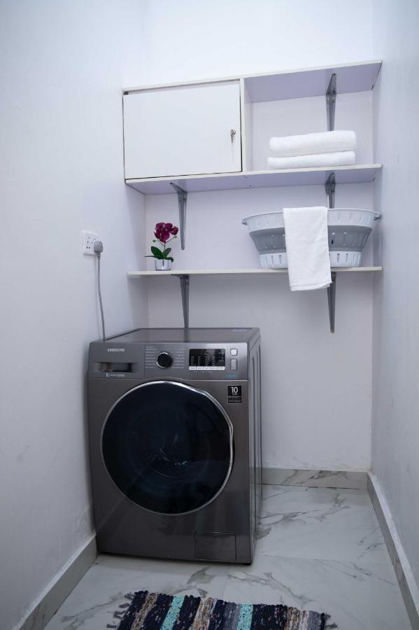 Kay'S Comfort Place Леккі Екстер'єр фото